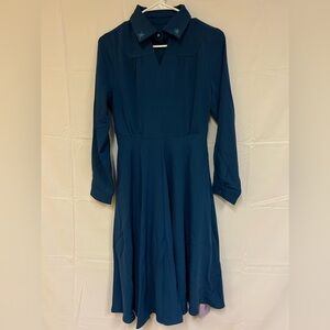 NEW ONEBUYE DRESS IN BLUE SIZE: 4